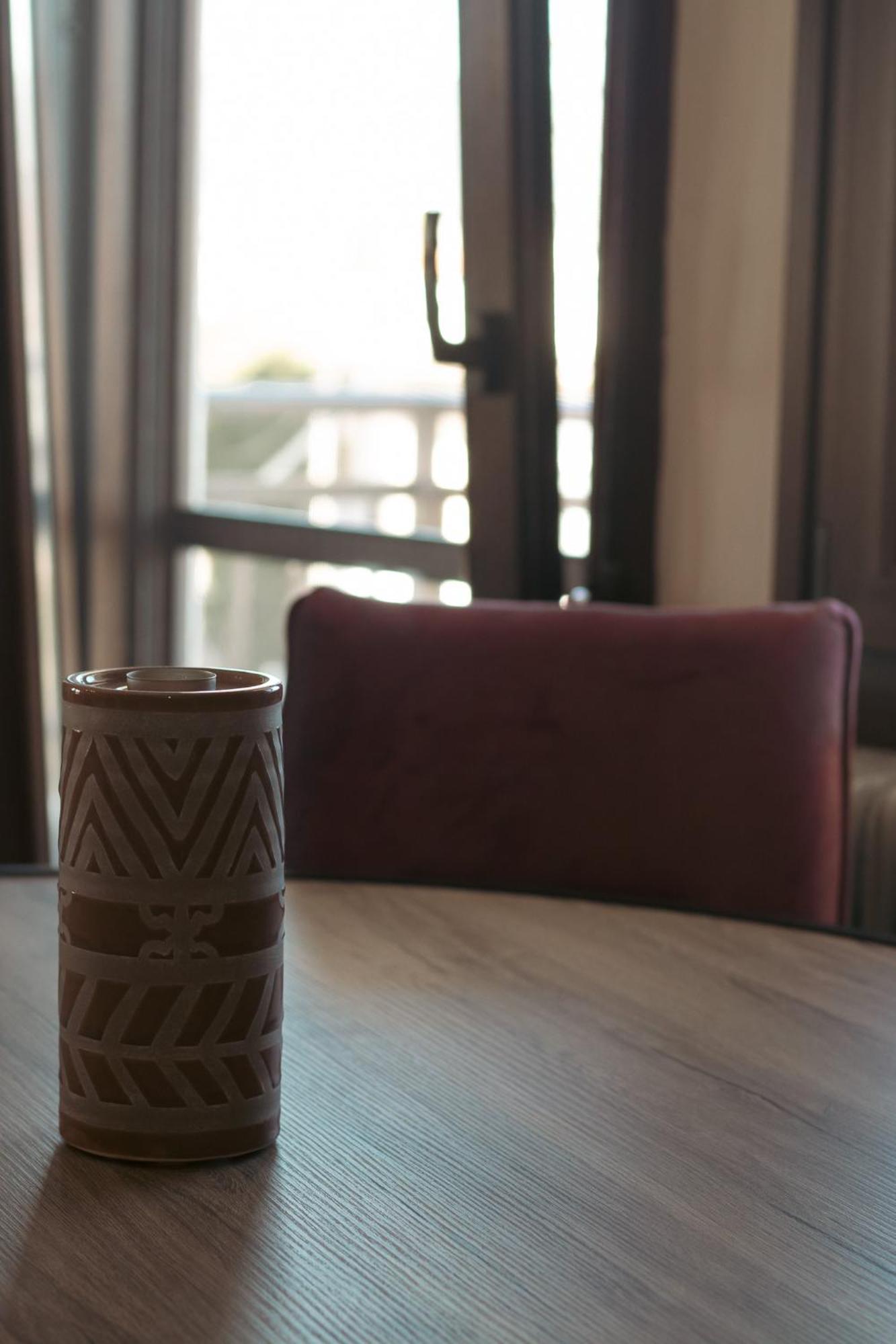 Emily 5 * Chrysoupolis